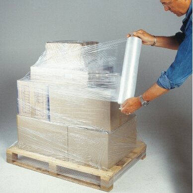 STRETCH packaging film. Transparent. 450mm/17mkr/200m 1